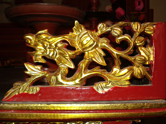 little ornamental dragon, main hall