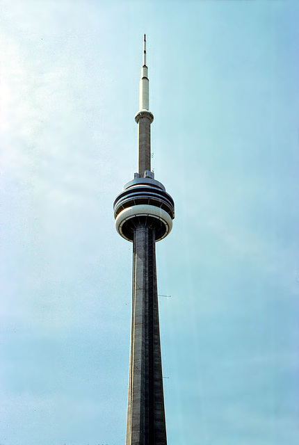 13-CN_tower_adj