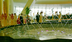 Brunnen in der Lobby des Burj al Arab. ©UdoSm