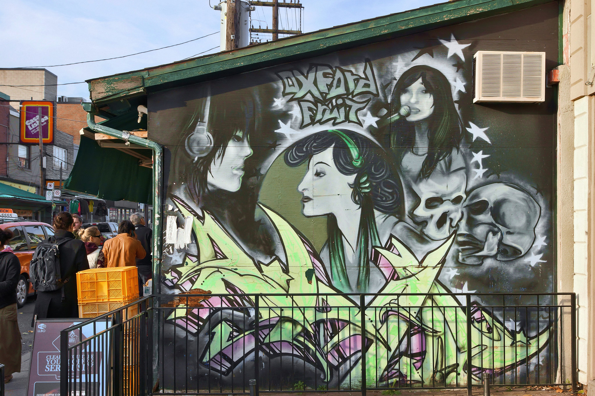 Oxford Fruit – Nassau Street at Augusta Avenue, Toronto, Ontario