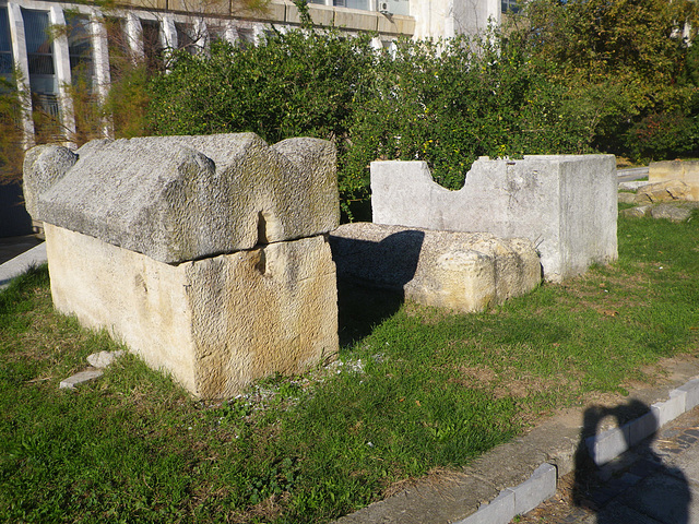 Musée archéologique de Silistra : sarcophages.