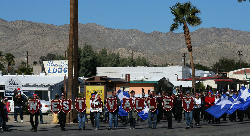 DHS Holiday Parade 2013 (3939)