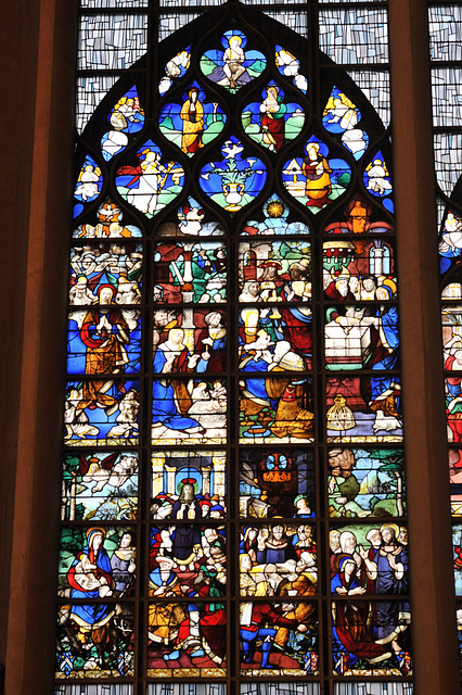 Vitrail de la vie du Christ - Eglise Ste-Jeanne d'Arc de Rouen