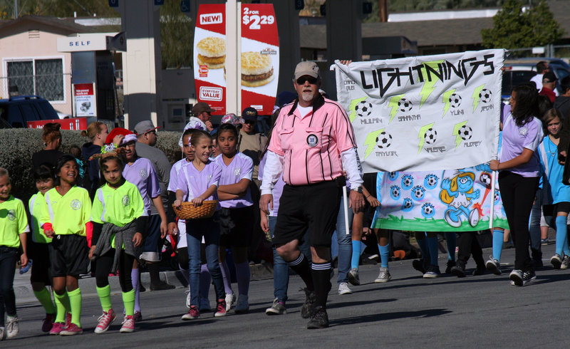 DHS Holiday Parade 2013 (3977)