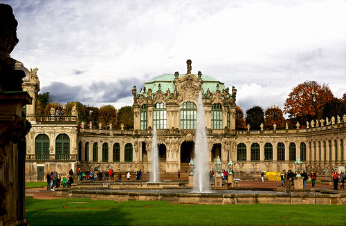 Zwingerhof Wallpavillion