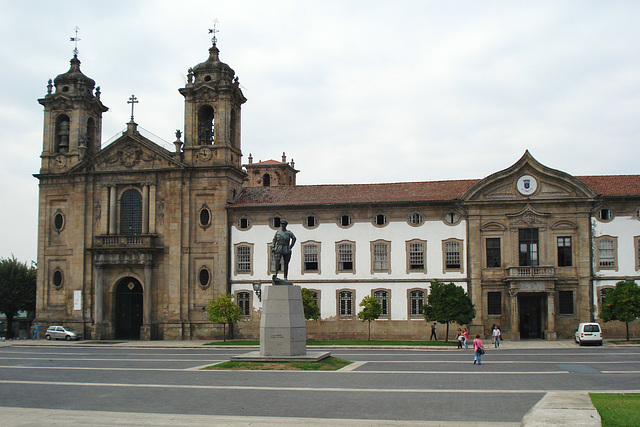 Igreja e Convento do Pópulo