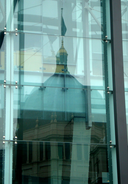 Melbourne Museum facade