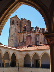 Templar Church from the Claustro da Lavagem