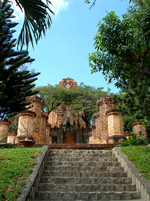 Tháp Bà Pô Nagar Cham temple_1