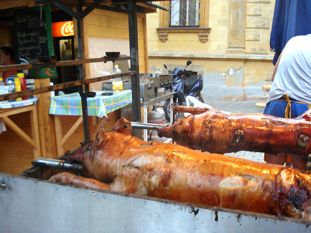 Pécs, Szent István tér, festival_3