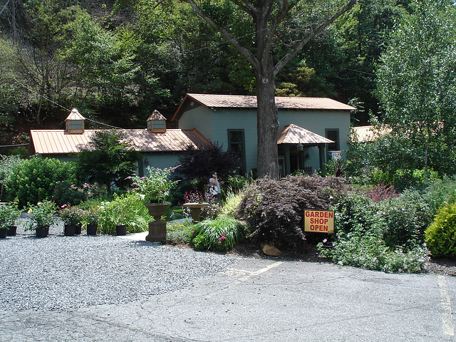 Garden shop open.