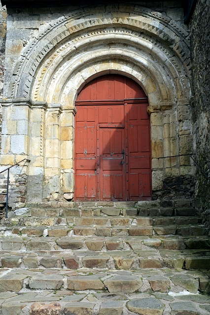 Eglise de St-Denis d'Anjou - Mayenne