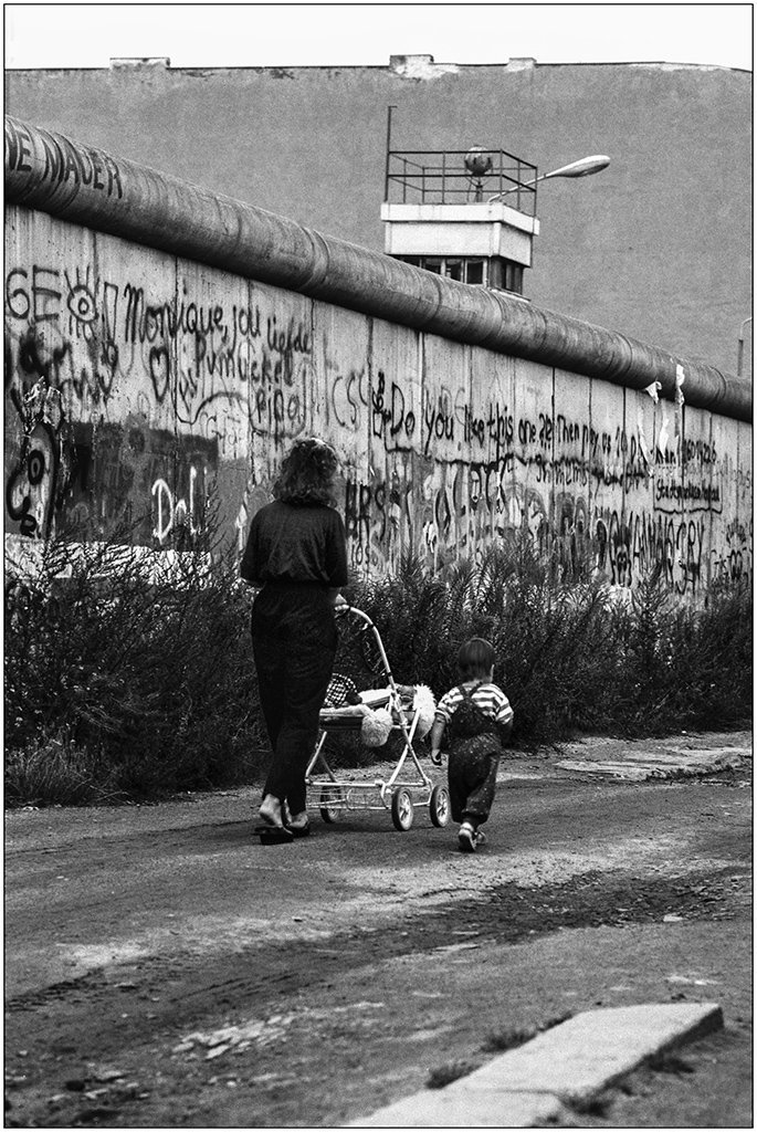 Noch nie ein Mauer ghesehn ? Jamais vu un mur ? Le vent l'emportera...