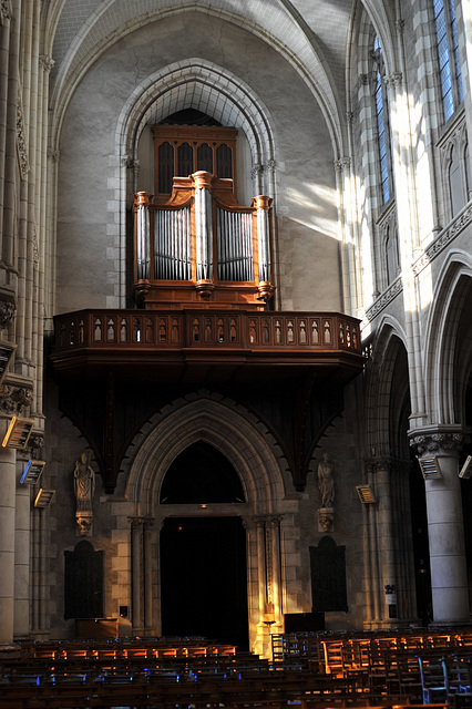 Orgue de l'église N.D. de Sablé-sur-Sarthe