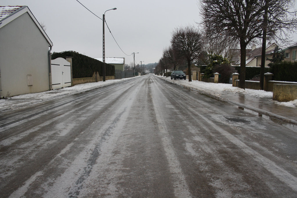 route très verglassée