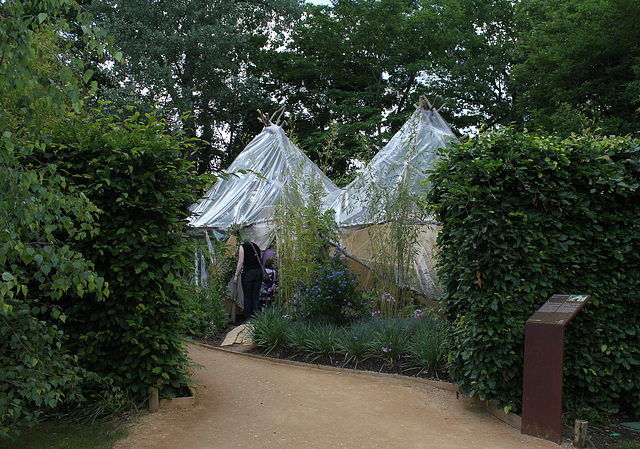 Le jardin de la grotte (3)