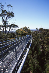 Aerial walkway