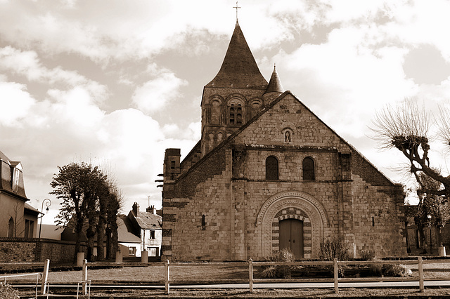 Eglise romane de Quillebeuf-sur-Seine - Eure