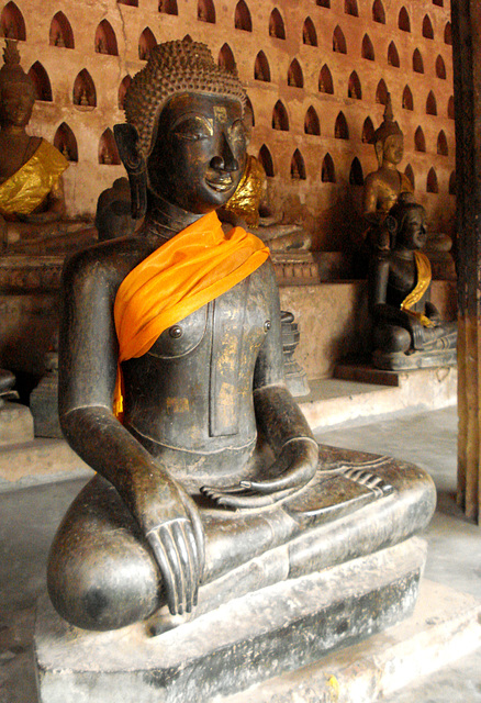 Buddha in the cloister, Wat Sisaket_1