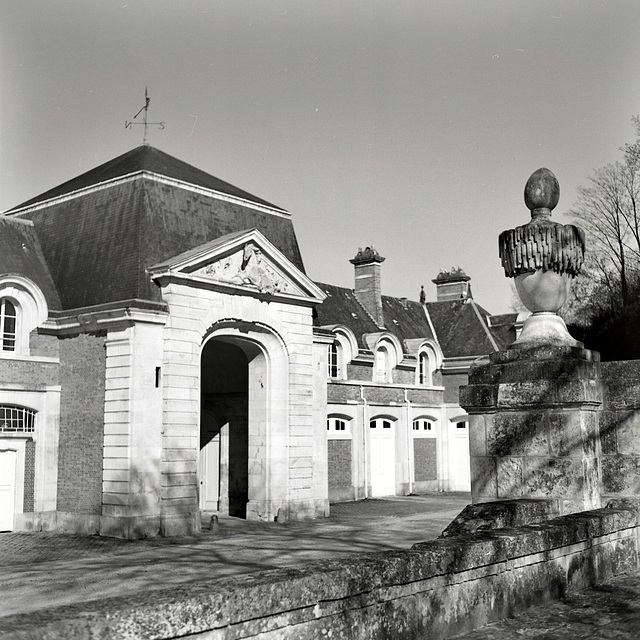 Ecuries du château de Bizy