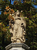 Oberlindenbrunnen, Marienstatue