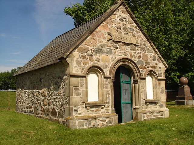 Maplewood cemetery /Avec flash