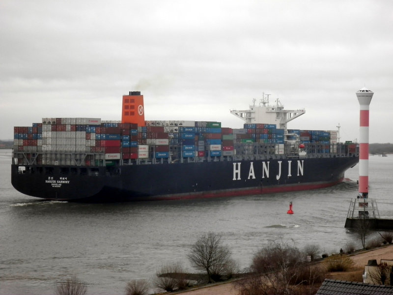 Hanjin Harmony  auf der Elbe