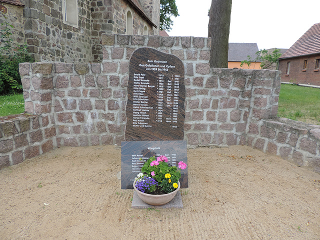 Denkmal 2.Weltkrieg - Gebersdorf