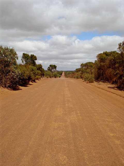 good old Aussie dirt road