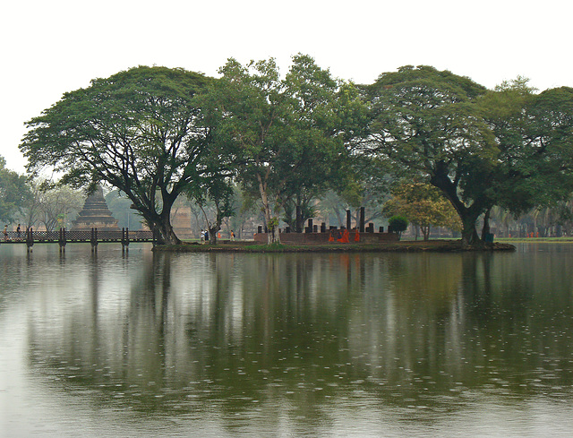 rainy day in Sukhothai_1