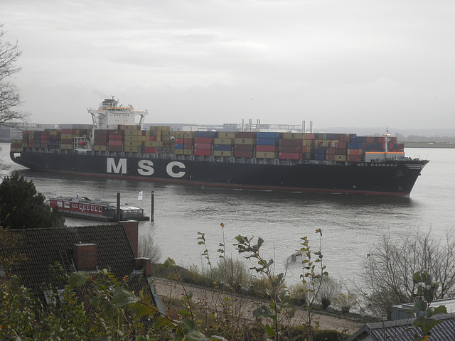 Containerschiff   MSC   BARBARA