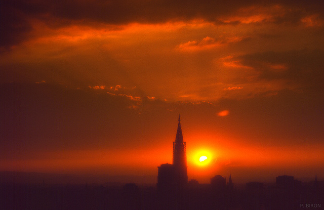 La Cathédrale de Strasbourg - The cathedral of Strasbourg at sunset