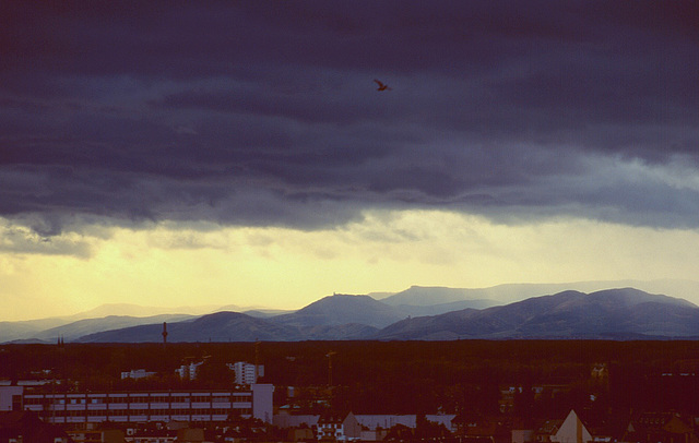 Nuages d'orage dans la plaine d'Alsace