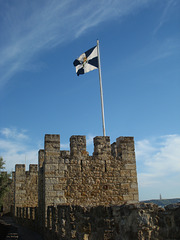 Lisboa flagged castle