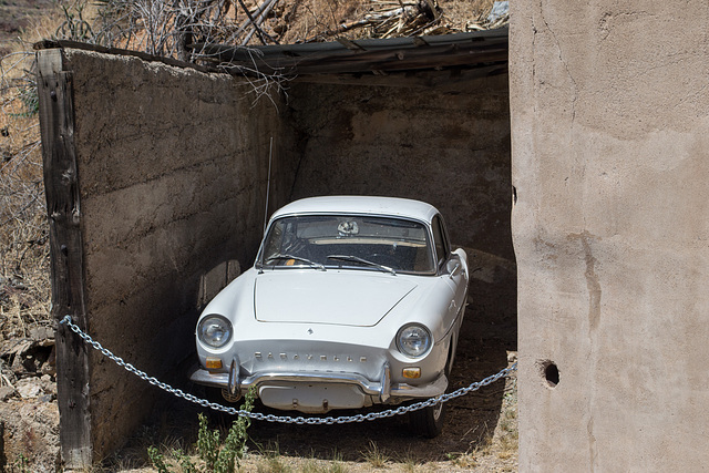 Bisbee, AZ Renault Caravelle (2148)