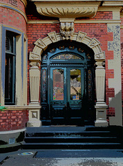 1888 building, Uni Melbourne, entrance posterized & polarized