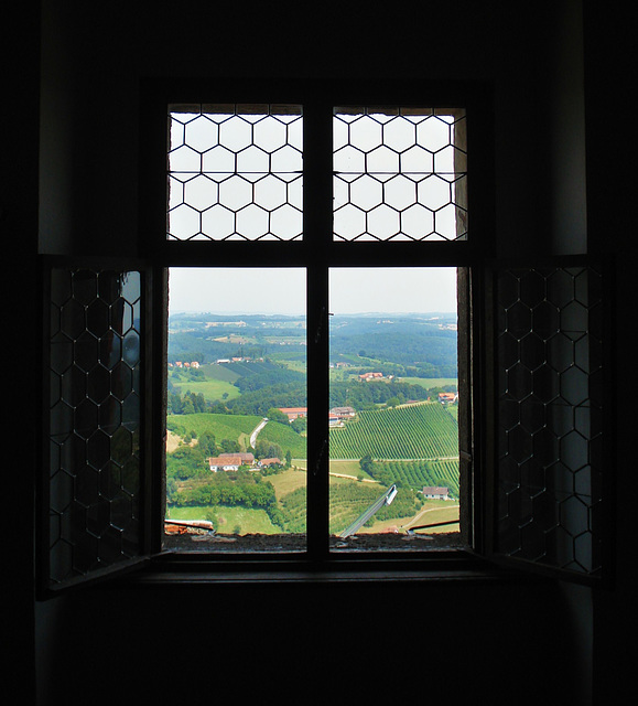 Riegersburg, Hochschloss Kronegg, Ausblick_2