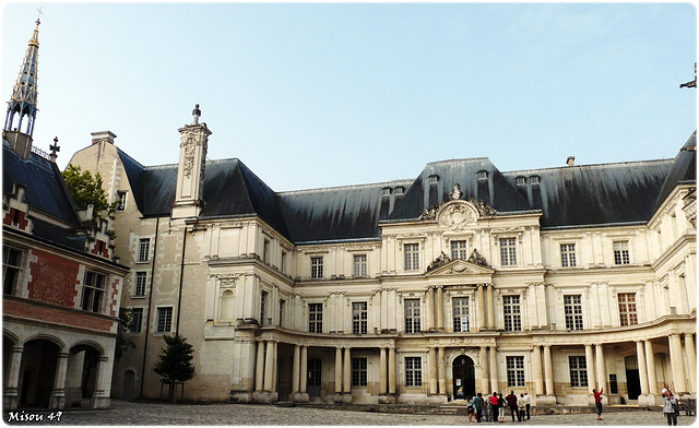 BLOIS