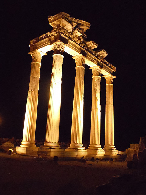 Temple of Athena, Side