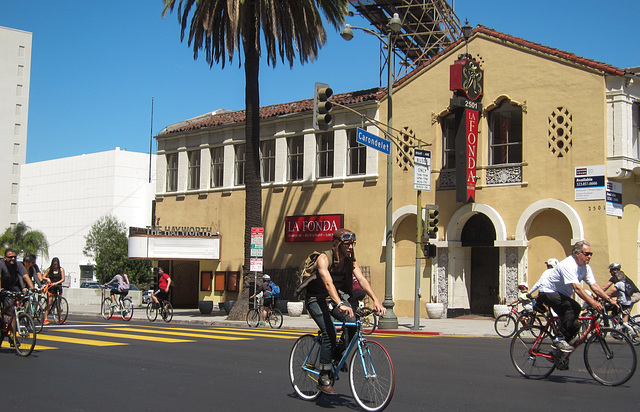 Los Angeles CicLAvia Hayworth Theater  (4916)