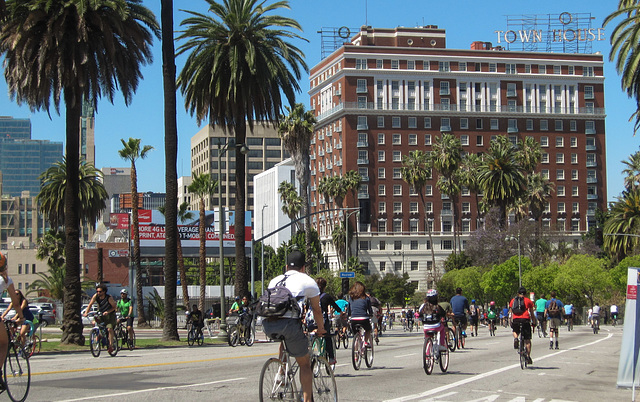 Los Angeles CicLAvia Town House  (4917)