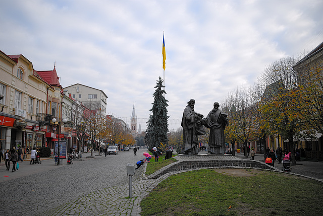 Auf Mir-Platz in Mukatshewo