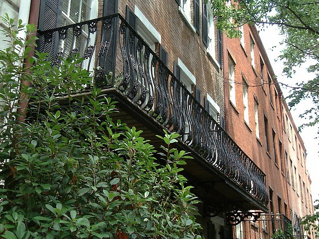 DSCF0044a Cast iron balcony - Savannah