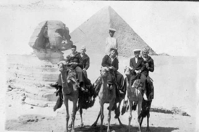 Egyptian Itinerary - George F Everett and crew members at the pyramids Cairo 1918