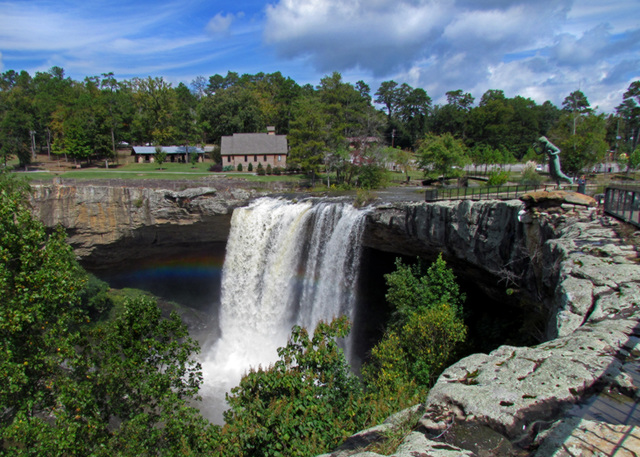 Noccalula Falls