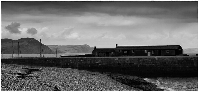 lyme regis - the cobb