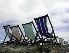 beer deckchairs