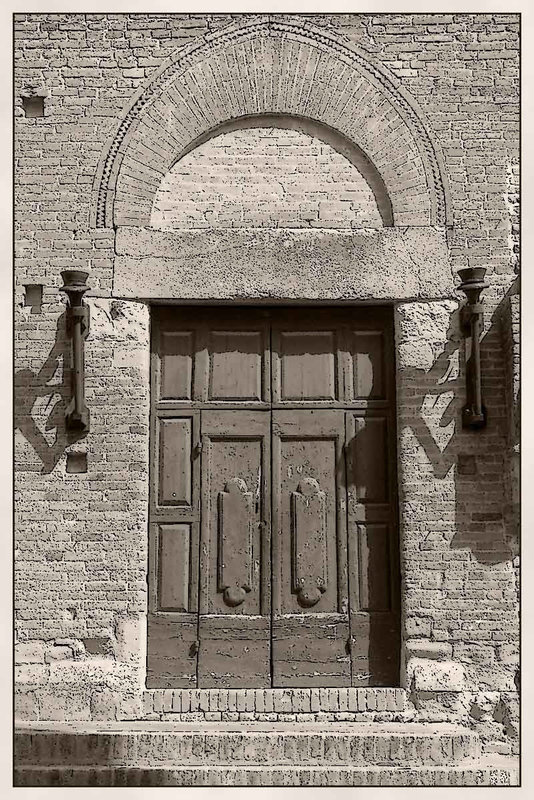 Doors of Certaldo 1