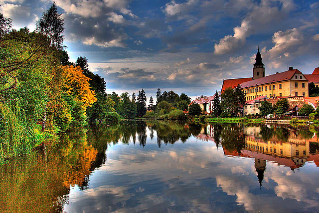 Telč_Reflection_3