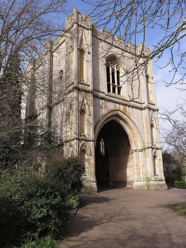 great gate, bury st.edmunds abbey, suffolk